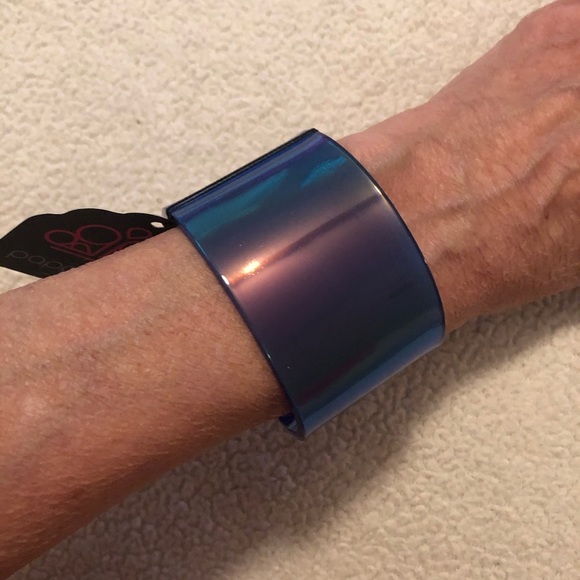 Holographic Aura Paparazzi 2025